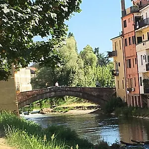 Mansardina Artista , Padoue Italie